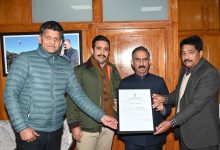 पीएम फसल बीमा योजना में HP सहकारी बैंक देश में प्रथम पीएम फसल बीमा योजना में HP सहकारी बैंक देश में प्रथम