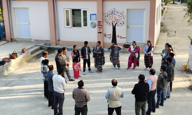 अब स्कूलों में सिर्फ पढ़ाई नहीं, भावनात्मक मजबूती भी सिखाई जाएगी