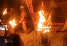 ख़ास खबर: पांगी में मशालें जलाकर भगाए राक्षस, माइनस तापमान में शुरू हुआ ऐतिहासिक खौउल उत्सव! ख़ास खबर: पांगी में मशालें जलाकर भगाए राक्षस, माइनस तापमान में शुरू हुआ ऐतिहासिक खौउल उत्सव!