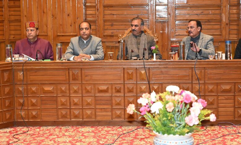 रोज बैठकें बुला रहे मुख्यमंत्री, लेकिन उन्हें खुद नहीं पता कि करना क्या है : जयराम ठाकुर रोज बैठकें बुला रहे मुख्यमंत्री, लेकिन उन्हें खुद नहीं पता कि करना क्या है : जयराम ठाकुर