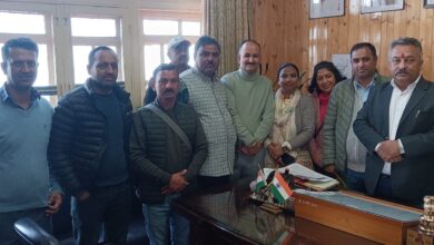 C&V : विशेष वेतन वृद्धि पर जल्द निर्णय के संकेत, सी एंड वी अध्यापक संघ ने शिक्षा मंत्री से की मुलाकात