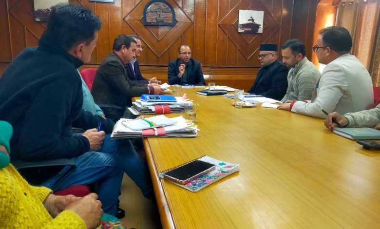 फील्ड स्तर की चुनौतियों पर मंथन, रिक्त पद भरने का आश्वासन