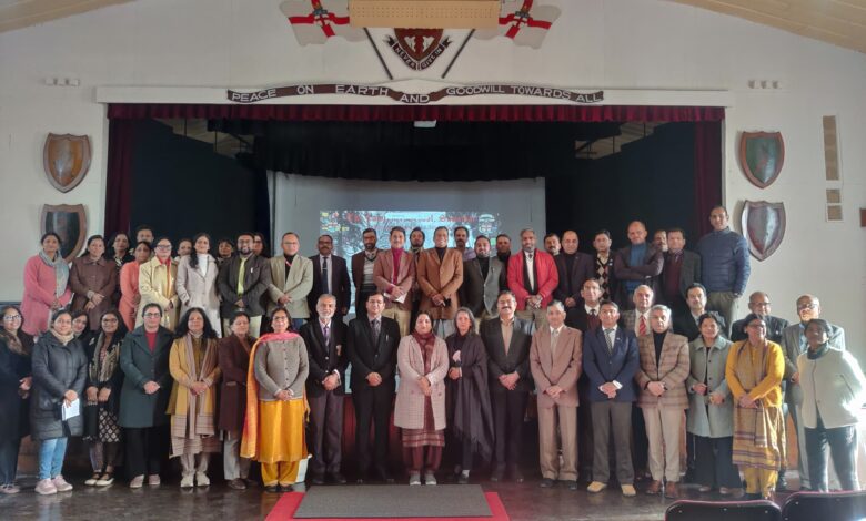 सनावर में STEM शिक्षा पर मंथन: जेपी यूनिवर्सिटी के विशेषज्ञों ने दी आधुनिक शिक्षण की दिशा सनावर में STEM शिक्षा पर मंथन: जेपी यूनिवर्सिटी के विशेषज्ञों ने दी आधुनिक शिक्षण की दिशा