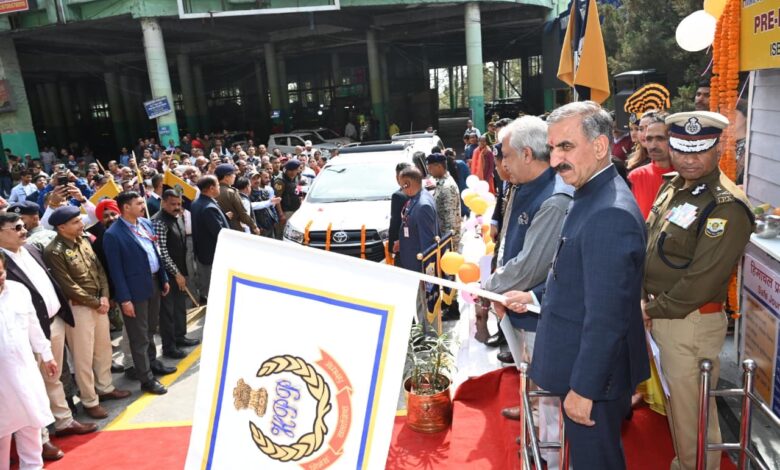 परिवहन विभाग की अधिसूचित दरों पर चलेगी प्री-पेड टैक्सी सेवा