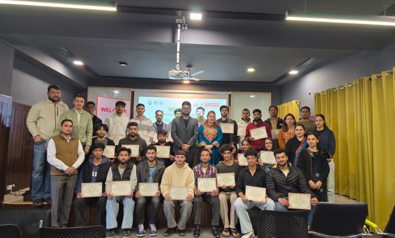 ALERT: अनियोजित निर्माण से हिमाचल में खतरे बढ़े, वैज्ञानिक योजना ही समाधान: विशेषज्ञ ALERT: अनियोजित निर्माण से हिमाचल में खतरे बढ़े, वैज्ञानिक योजना ही समाधान: विशेषज्ञ