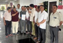 कांगड़ा एयरपोर्ट पर CM से मिले ऑपरेटर्स, मैनुअल फिटनेस टेस्ट की मांग