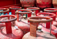 उपभोक्ता गैस एजेंसियों से ओवर-द-काउंटर सिलेंडर प्राप्त करने से परहेज करें