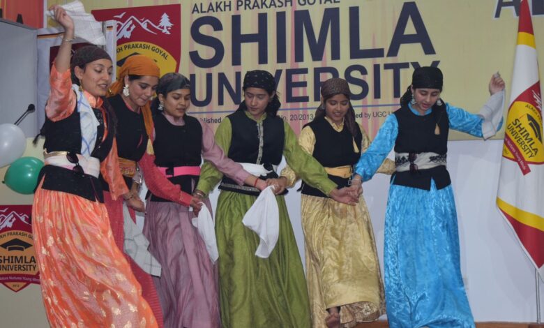 एपीजी शिमला विश्वविद्यालय में उत्साह के साथ मनाया गया हिमाचल दिवस, पोस्टर मेकिंग प्रतियोगिता रही विशेष आकर्षण एपीजी शिमला विश्वविद्यालय में उत्साह के साथ मनाया गया हिमाचल दिवस, पोस्टर मेकिंग प्रतियोगिता रही विशेष आकर्षण