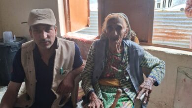 वोट जरूर करें” — 98 वर्षीय मतदाता की युवाओं को सीख