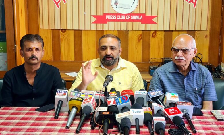 300 यूनिट मुफ्त बिजली का वादा करने वाली कांग्रेस अब जनता को दे रही महंगे बिलों का झटका : कर्ण नंदा