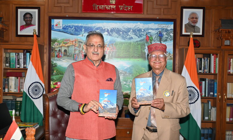 राज्यपाल ने हिमाचल की समृद्ध बोलियों के संरक्षण पर दिया बल राज्यपाल ने हिमाचल की समृद्ध बोलियों के संरक्षण पर दिया बल