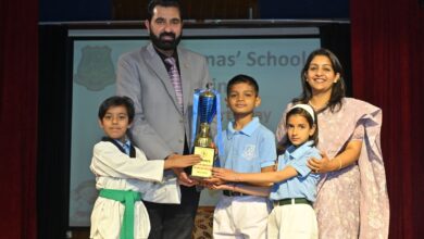 सेंट थॉमस विद्यालय में मनाया गया वार्षिक जूनियर स्पोर्ट्स डे, शिपकिला सदन ने जीती बेस्ट मार्च पास्ट की ट्रॉफी