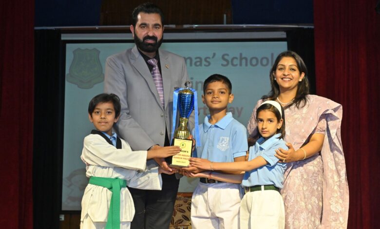 सेंट थॉमस विद्यालय में मनाया गया वार्षिक जूनियर स्पोर्ट्स डे, शिपकिला सदन ने जीती बेस्ट मार्च पास्ट की ट्रॉफी