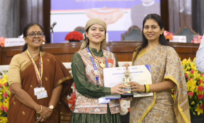 50 लाख युवाओं में चमकी हिमाचल की बेटी, ओशीन शर्मा ने राष्ट्रीय युवा संसद में बनाई खास पहचान