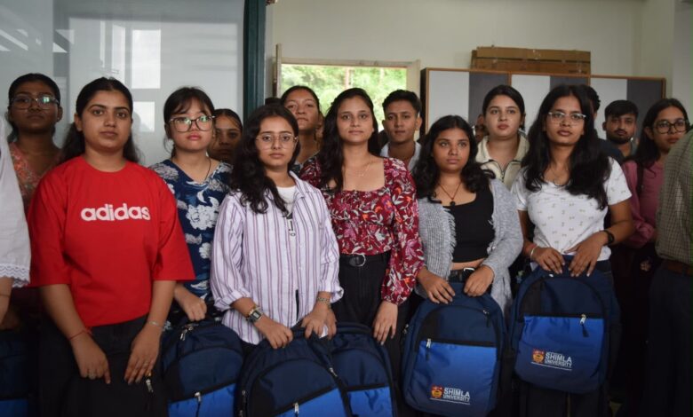 ओरिएंटेशन के पहले दिन विद्यार्थियों ने जानी शिमला यूनिवर्सिटी की व्यवस्थाएं
