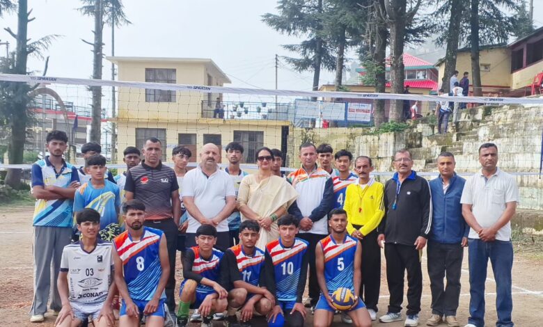 नौहराधार को सर्वश्रेष्ठ विद्यालय का खिताब