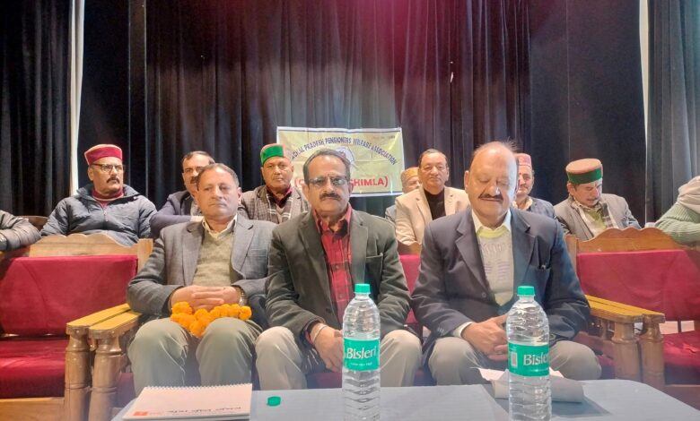 पेंशनरों की देनदारियों को लेकर सरकार पर बरसी एसोसिएशन, आंदोलन की दी चेतावनी