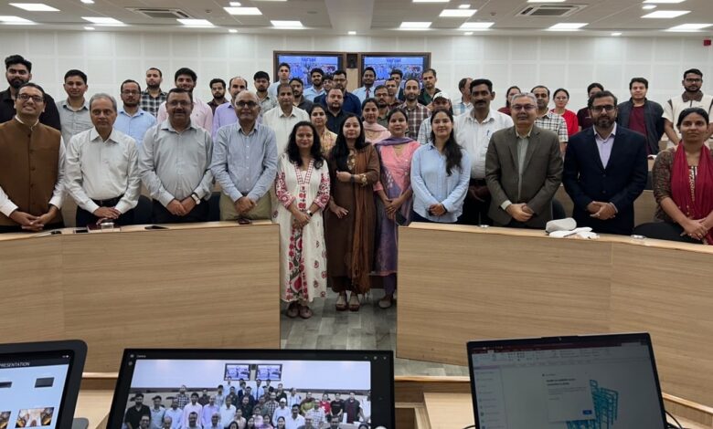 जेयूआईटी में एचपीपीडब्ल्यूडी अभियंताओं को STAAD.Pro का प्रशिक्षण, 23 इंजीनियरों ने लिया हिस्सा जेयूआईटी में एचपीपीडब्ल्यूडी अभियंताओं को STAAD.Pro का प्रशिक्षण, 23 इंजीनियरों ने लिया हिस्सा