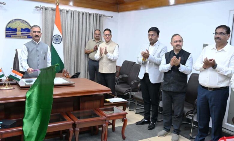 अगले पांच वर्षों में एचआरटीसी को आत्मनिर्भर बनाने का लक्ष्यः मुख्यमंत्री अगले पांच वर्षों में एचआरटीसी को आत्मनिर्भर बनाने का लक्ष्यः मुख्यमंत्री