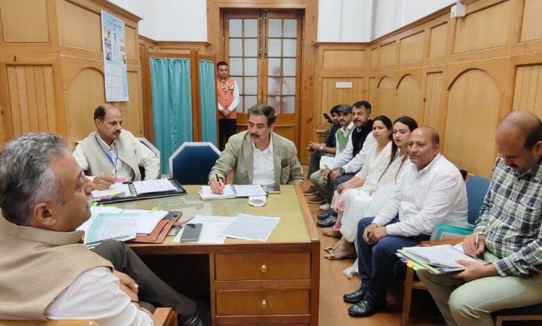 व्यावसायिक प्रशिक्षकों की मांगों पर शिक्षा मंत्री के साथ बैठक आयोजित, मानदेय वृद्धि सहित विभिन्न सेवा सुविधाओं पर सकारात्मक निर्णय