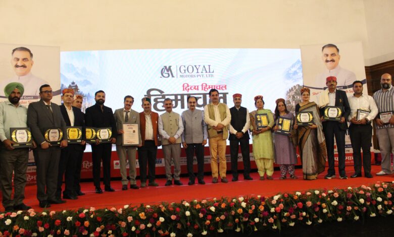 शिक्षा में उत्कृष्ट योगदान के लिए समग्र शिक्षा निदेशक राजेश शर्मा को ‘हिमाचल रत्न
