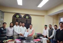 तकनीकी कर्मचारियों की समस्याओं के समाधान को प्राथमिकता देने की मांग, अधिकारियों से मिला संघ