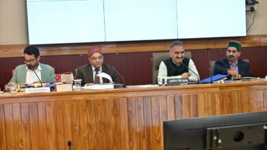 लाख अतिनिर्धन परिवारों को 300 यूनिट मुफ्त बिजली और महिलाओं को ₹1500 मासिक