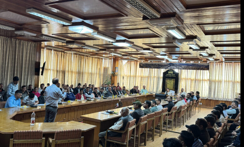 खाद्य सुरक्षा से संबंधित किसी भी शिकायत या जानकारी के लिए इधर करें फ़ोन: 7649900015