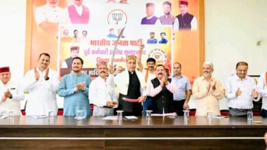 पूर्व कर्मचारियों ने उठाई पेंशनरों के हक की आवाज, जयराम ठाकुर ने किया लंबित भुगतान का ऐलान