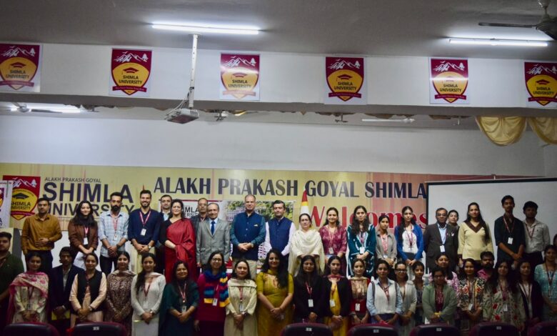 नवाचार, अनुसंधान और व्यावहारिक शिक्षण के माध्यम से शिक्षकों को सशक्त बना रहा एपीजी शिमला विश्वविद्यालय