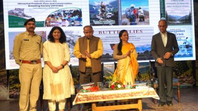 एक युवा वनरक्षक की अनूठी पहल: ‘फ्लोरा ऑफ दारनघाटी वन्यजीव अभयारण्य’ पुस्तक का विमोचन,