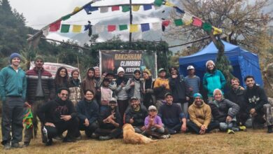 पहाड़ों से दोस्ती, प्रकृति से प्यार! रक्छम में बच्चों को सिखाए जा रहे क्लाइम्बिंग के गुर