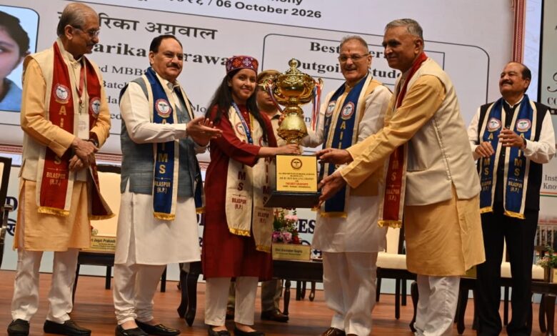 एम्स प्रदेश में स्वास्थ्य सेवाओं, चिकित्सा शिक्षा और अनुसंधान को सुदृढ़ करने में निभा रहा अहम भूमिकाः राज्यपाल
